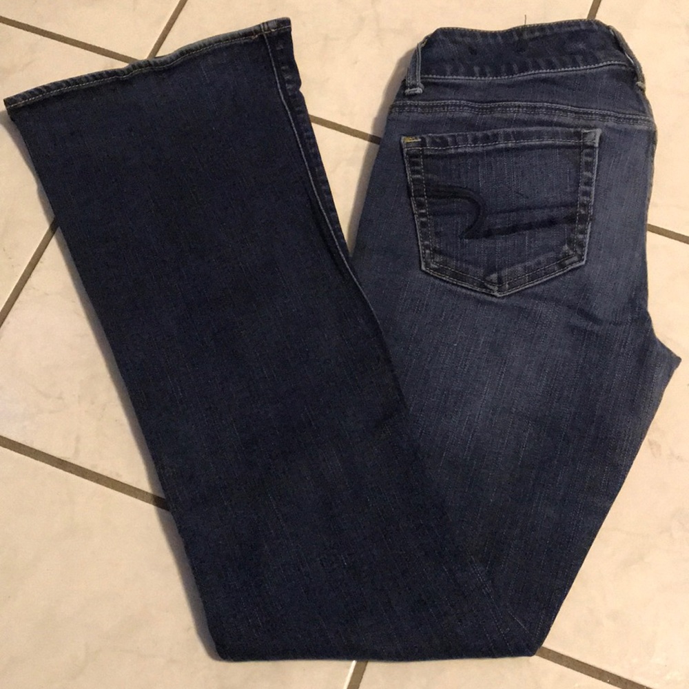 💥DONATING SOON💥AE Artist Jeans